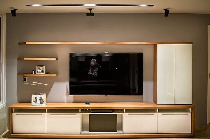 Experience Luxury with Modern TV Units Buy in Dubai