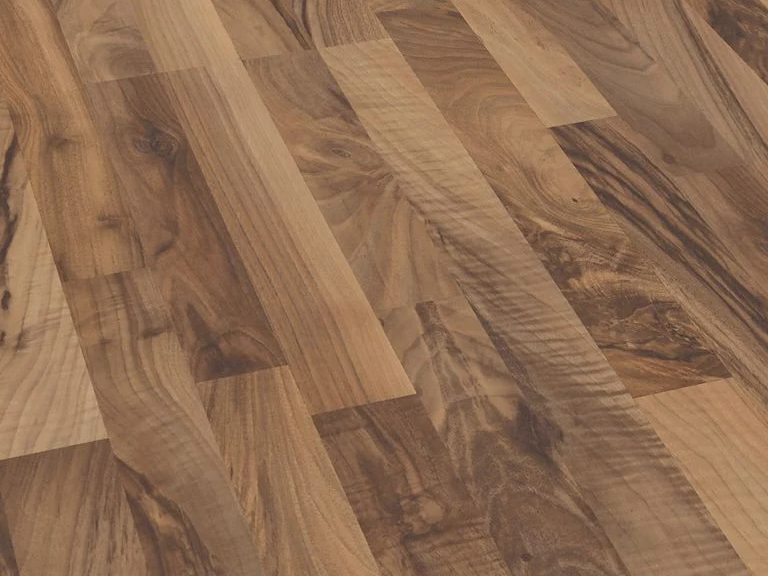 Roughcut Walnut Flooring (10mm) Per Square Meter